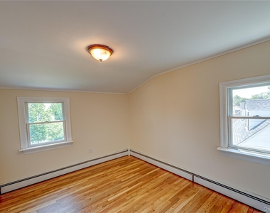 69 Allan Drive - Photo Thumbnail 16