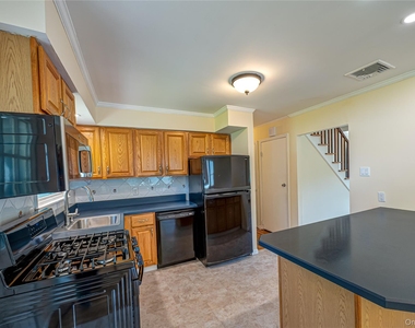 69 Allan Drive - Photo Thumbnail 8