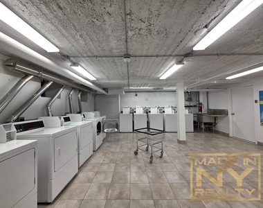 44-01 34th Avenue - Photo Thumbnail 7