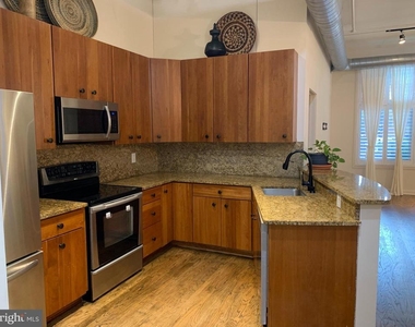 130 N 2nd Street - Photo Thumbnail 8