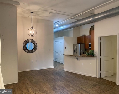130 N 2nd Street - Photo Thumbnail 4