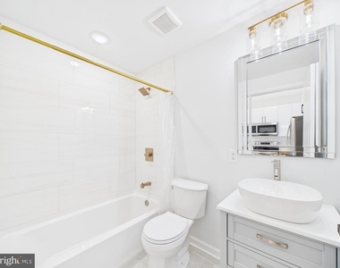 1326 S Grove Street - Photo Thumbnail 7