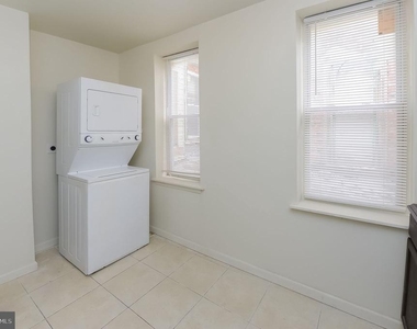 3733 N 15th Street - Photo Thumbnail 10