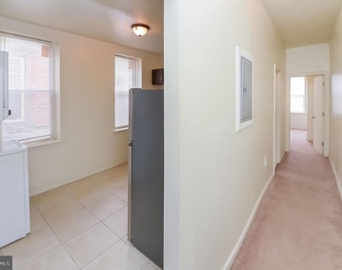 3733 N 15th Street - Photo Thumbnail 2