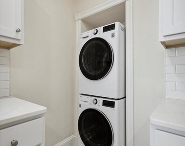 2308 E Allegheny Avenue - Photo Thumbnail 8