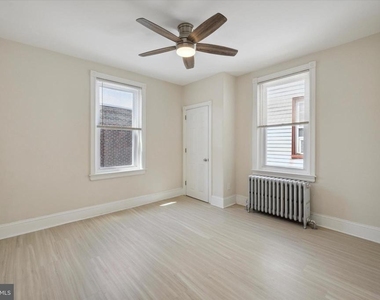 2308 E Allegheny Avenue - Photo Thumbnail 12