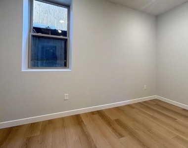 4217 Mantua Avenue - Photo Thumbnail 2