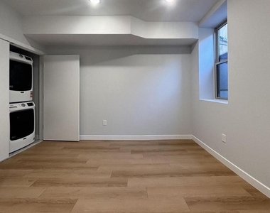 4217 Mantua Avenue - Photo Thumbnail 1