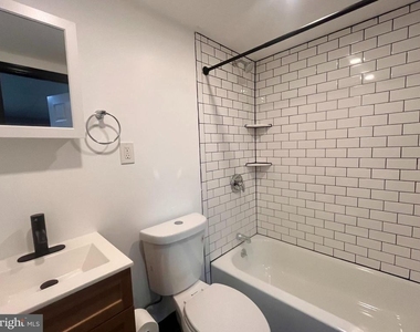 1912 S 17th Street - Photo Thumbnail 11