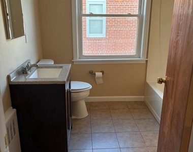 1192 Parkway Avenue - Photo Thumbnail 12