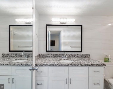 101 S Plaza Pl - Photo Thumbnail 17