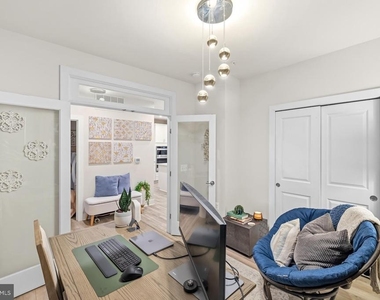 102 Saint Ives Place - Photo Thumbnail 13