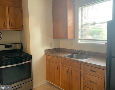 903 Cooks Lane - Photo Thumbnail 4