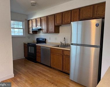 325 Barley Drive - Photo Thumbnail 11
