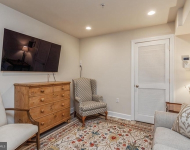 304 Q Street Nw - Photo Thumbnail 13