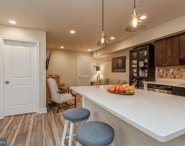 304 Q Street Nw - Photo Thumbnail 14