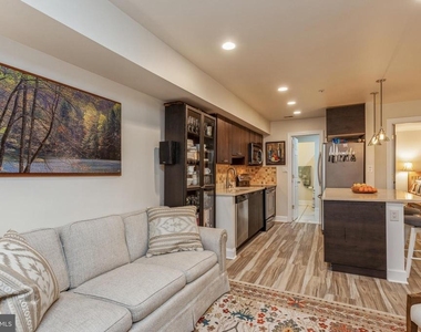 304 Q Street Nw - Photo Thumbnail 11