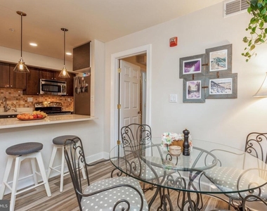 304 Q Street Nw - Photo Thumbnail 17