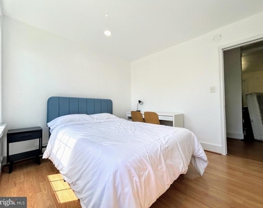 1544 Independence Avenue Se - Photo Thumbnail 6