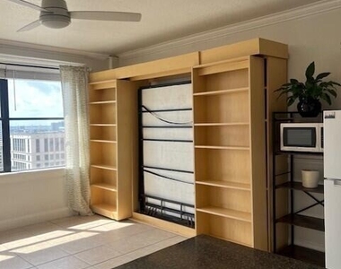 311 W Ashley Street - Photo Thumbnail 10