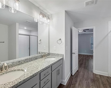 3792 Oak Rdige Drive - Photo Thumbnail 25