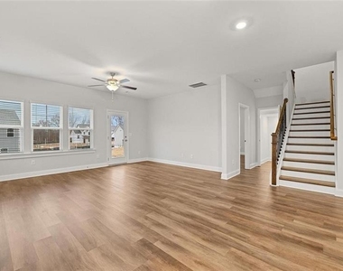 3792 Oak Rdige Drive - Photo Thumbnail 24