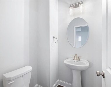 3792 Oak Rdige Drive - Photo Thumbnail 21