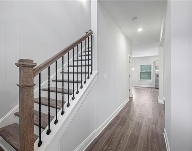 3792 Oak Rdige Drive - Photo Thumbnail 16