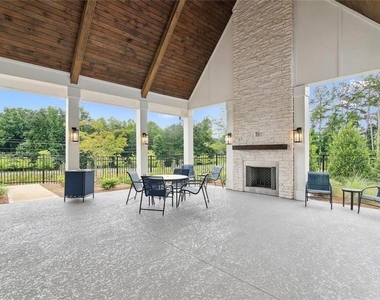 3792 Oak Rdige Drive - Photo Thumbnail 1
