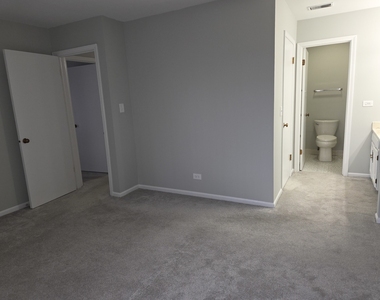 905 Surrey Drive - Photo Thumbnail 13