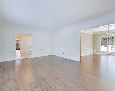 931 Coventry Drive - Photo Thumbnail 30