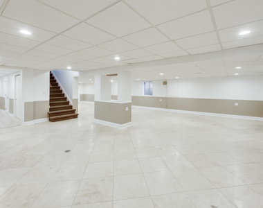 931 Coventry Drive - Photo Thumbnail 17