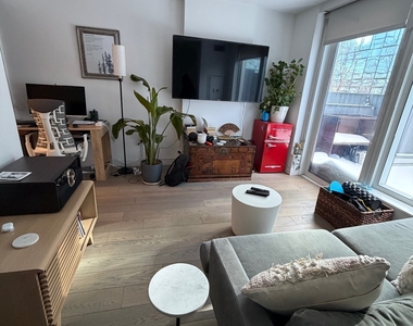 420 Kent Avenue - Photo Thumbnail 9