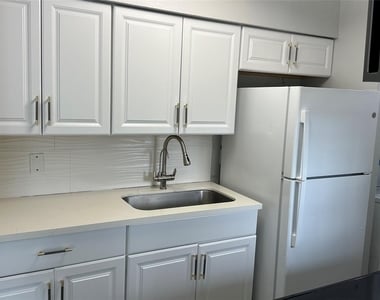9550 Deering Drive - Photo Thumbnail 9