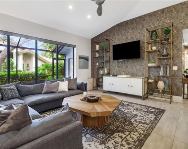 27052 Kindlewood Lane - Photo Thumbnail 10