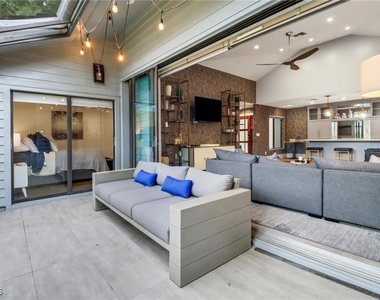27052 Kindlewood Lane - Photo Thumbnail 9