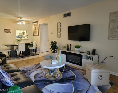 333 Joel Boulevard - Photo Thumbnail 3
