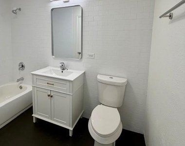 1112 Lawrence - Photo Thumbnail 6