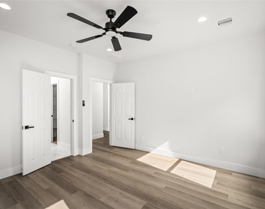 8056 Meadowbrook Drive - Photo Thumbnail 19