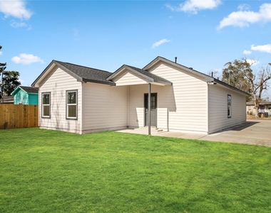 8056 Meadowbrook Drive - Photo Thumbnail 23