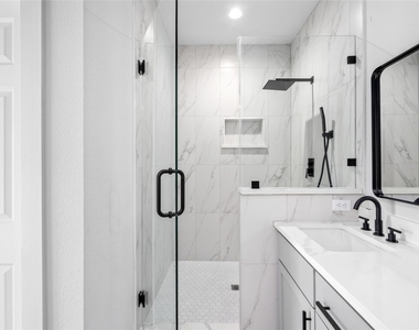 8056 Meadowbrook Drive - Photo Thumbnail 21