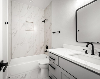 8056 Meadowbrook Drive - Photo Thumbnail 14