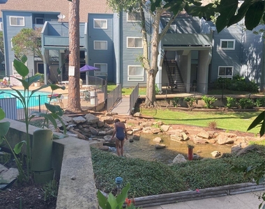 12500 Melville Dr - Photo Thumbnail 7
