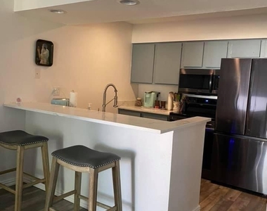 12500 Melville Dr - Photo Thumbnail 11