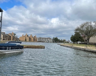 12500 Melville Dr - Photo Thumbnail 19