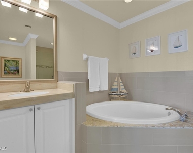 7895 Mahogany Run Lane - Photo Thumbnail 18