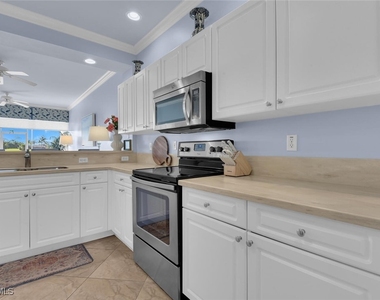 7895 Mahogany Run Lane - Photo Thumbnail 4