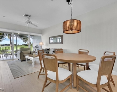 7925 Mahogany Run Lane - Photo Thumbnail 8