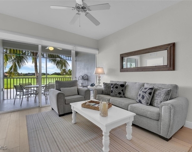 7925 Mahogany Run Lane - Photo Thumbnail 3