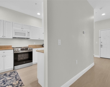 7925 Mahogany Run Lane - Photo Thumbnail 9
